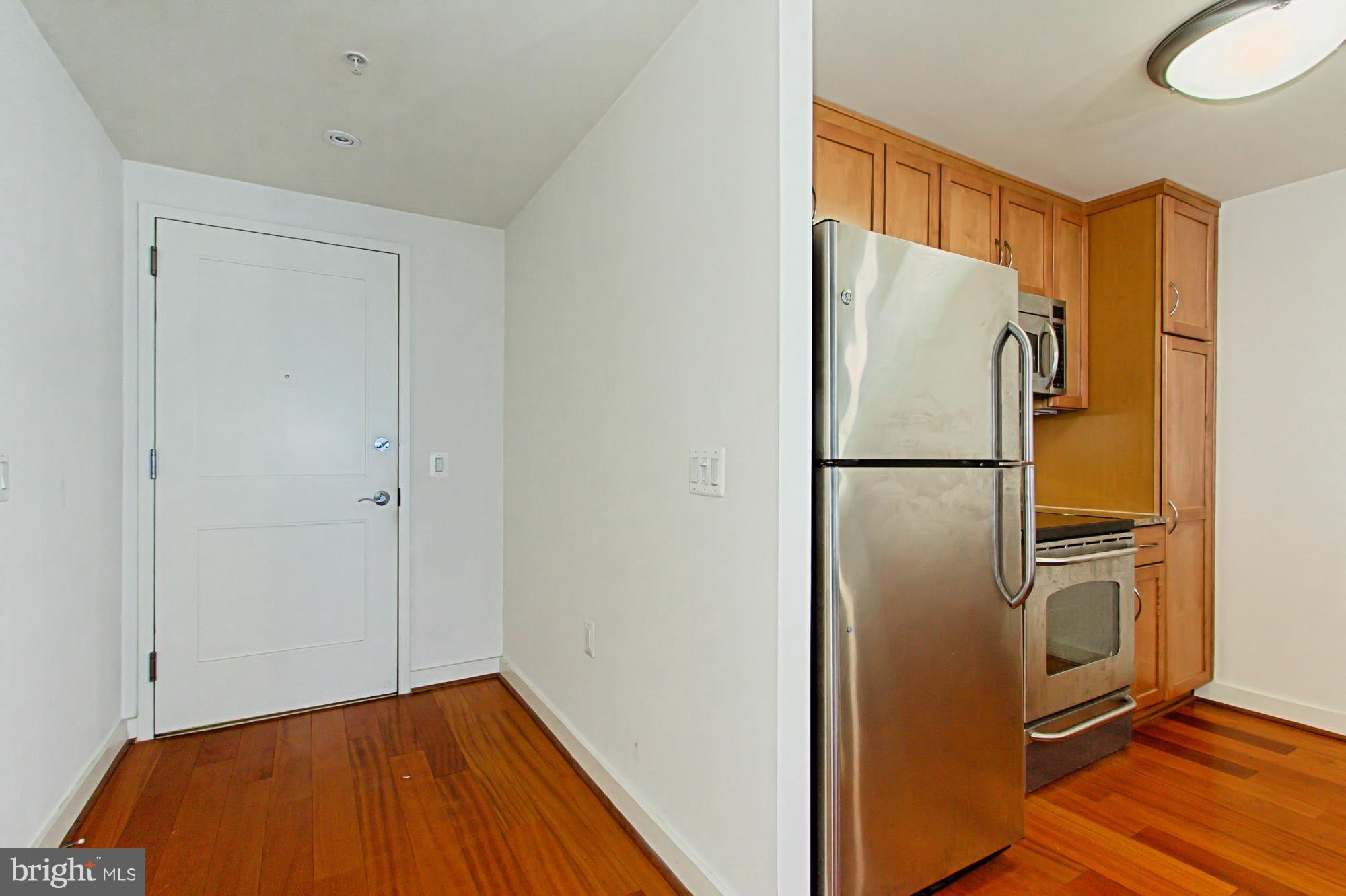 LIBERTY CENTER - Residential Lease