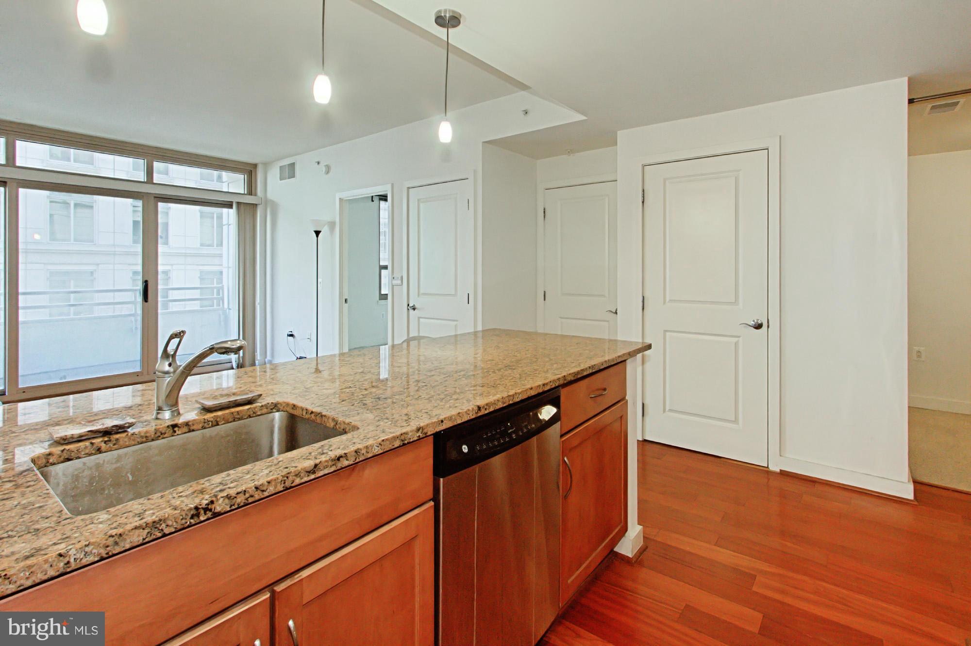 LIBERTY CENTER - Residential Lease