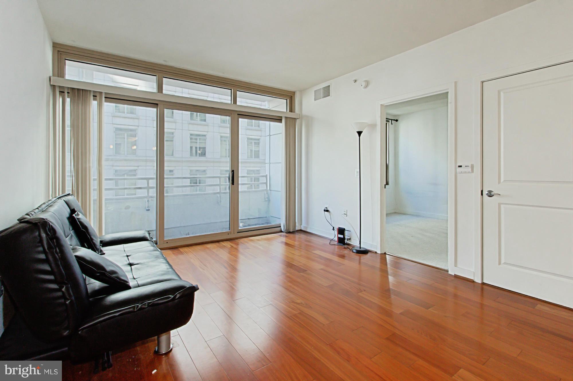 LIBERTY CENTER - Residential Lease