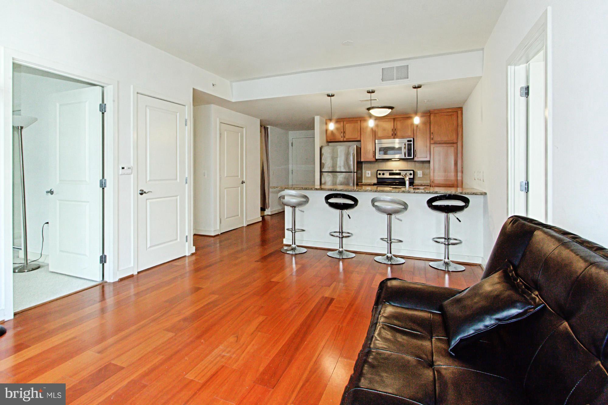 LIBERTY CENTER - Residential Lease