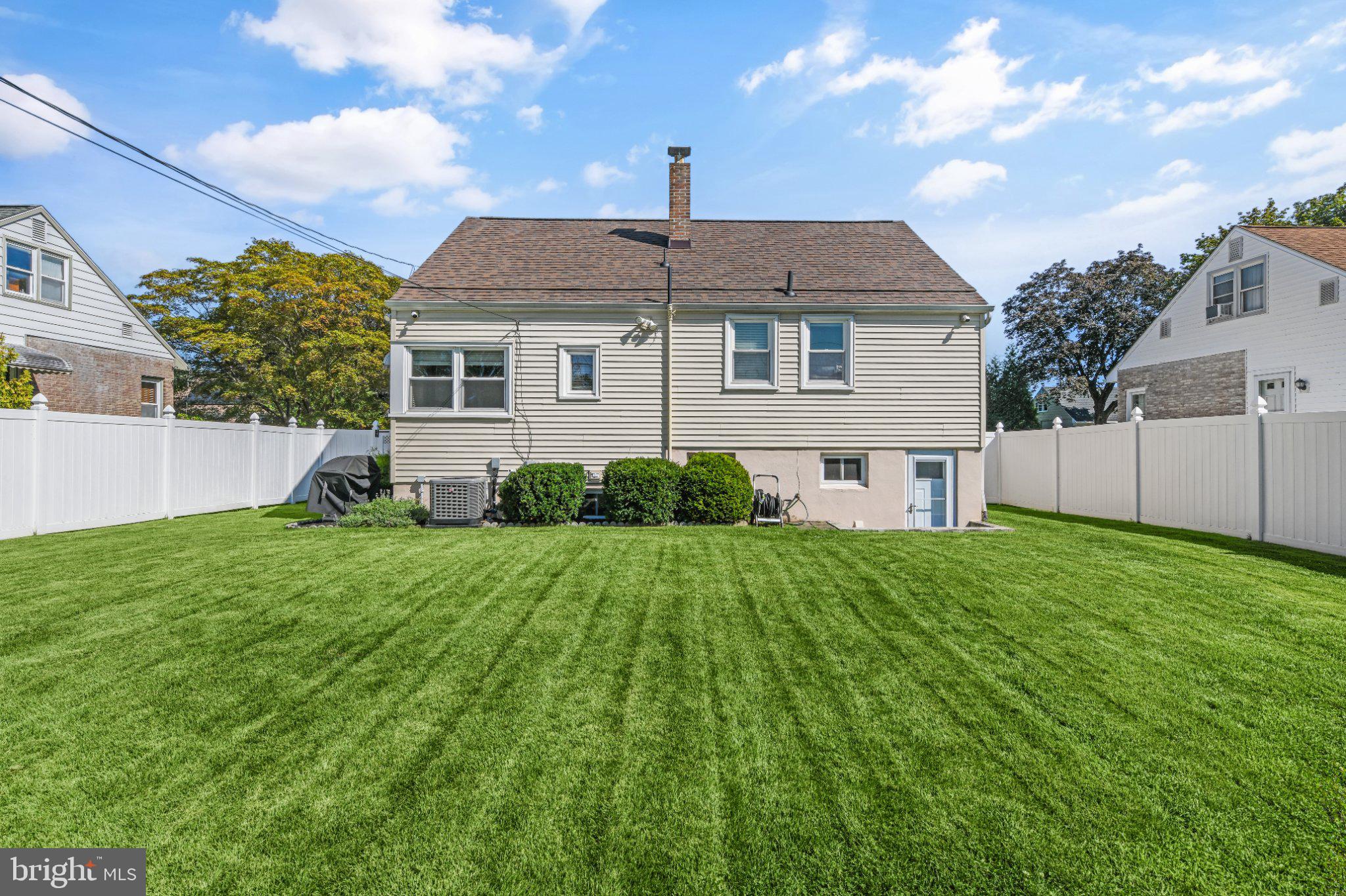 SHILLINGTON - Residential