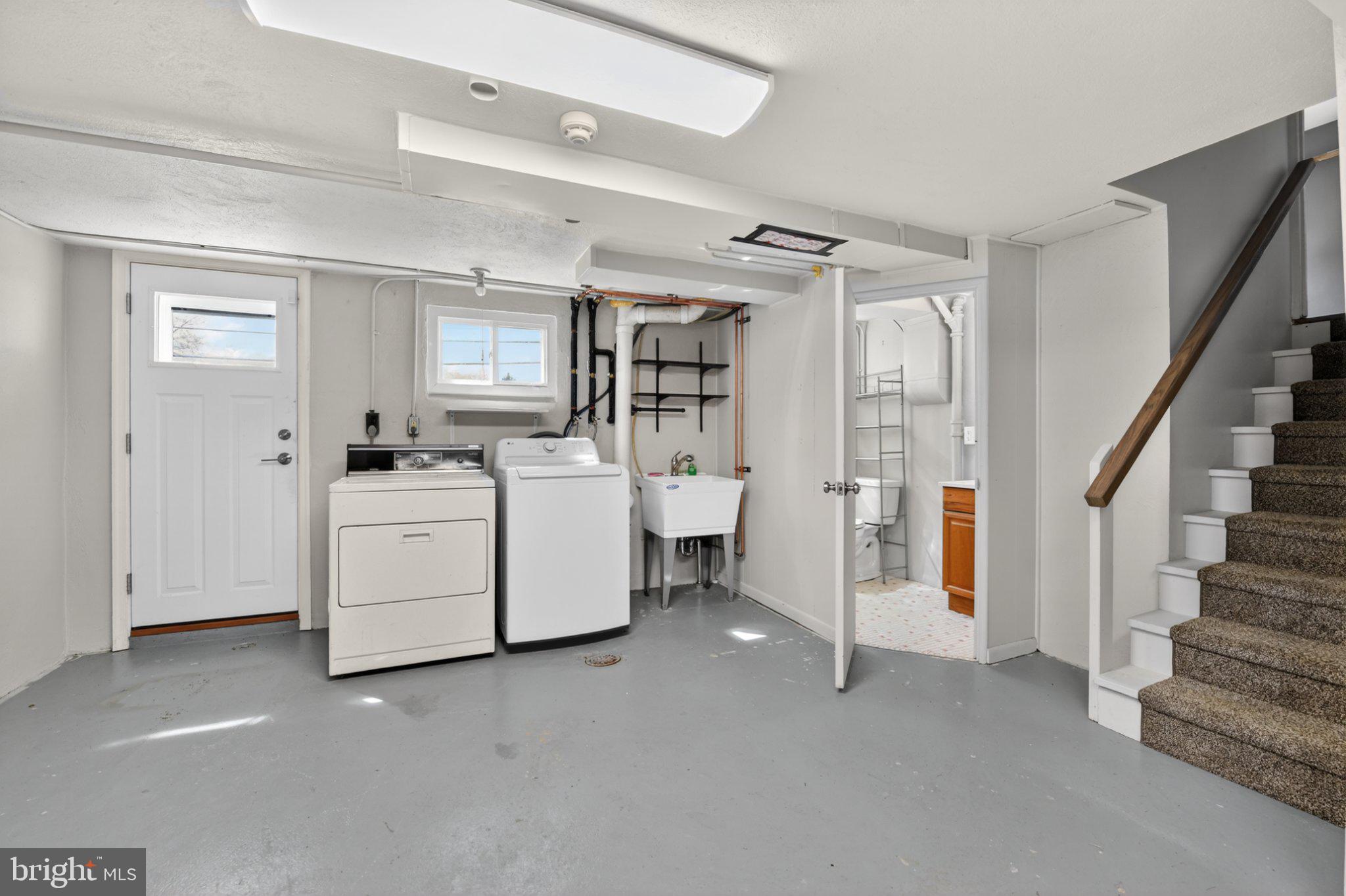 SHILLINGTON - Residential