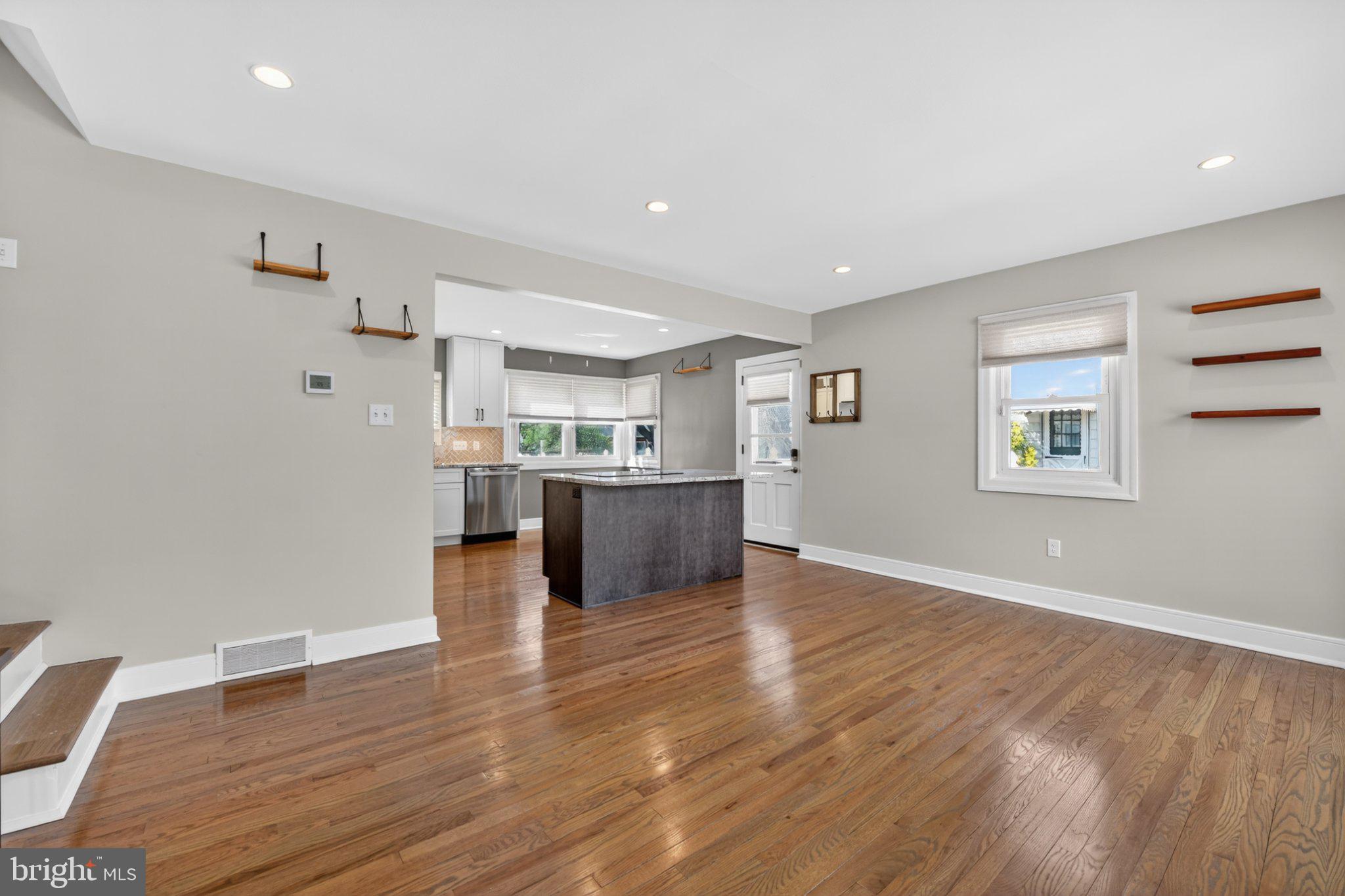 SHILLINGTON - Residential