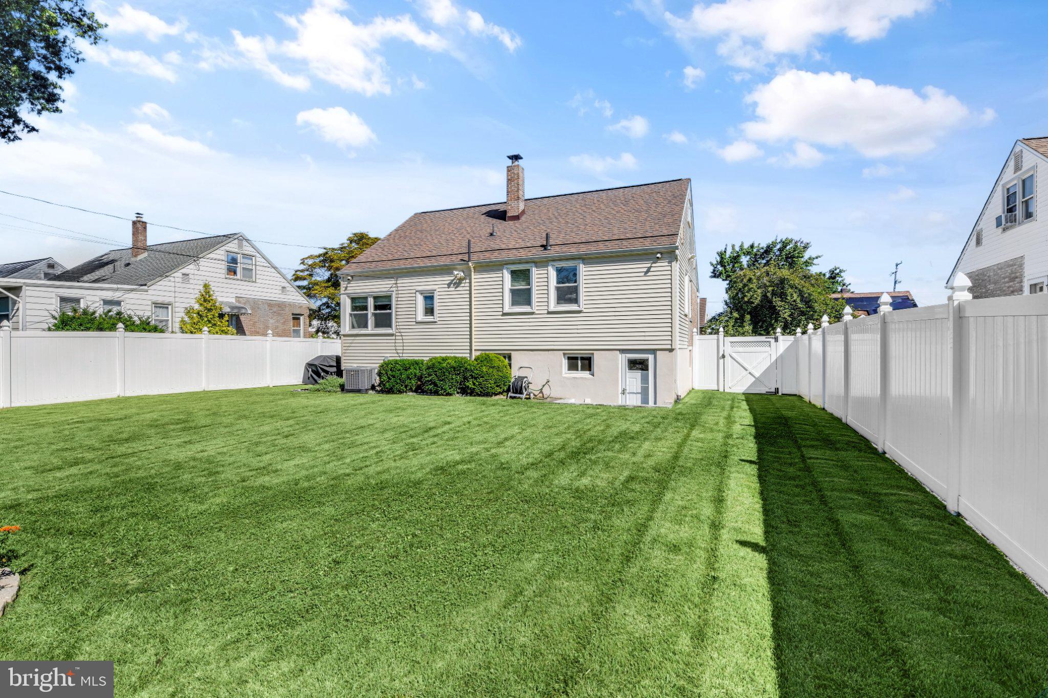 SHILLINGTON - Residential