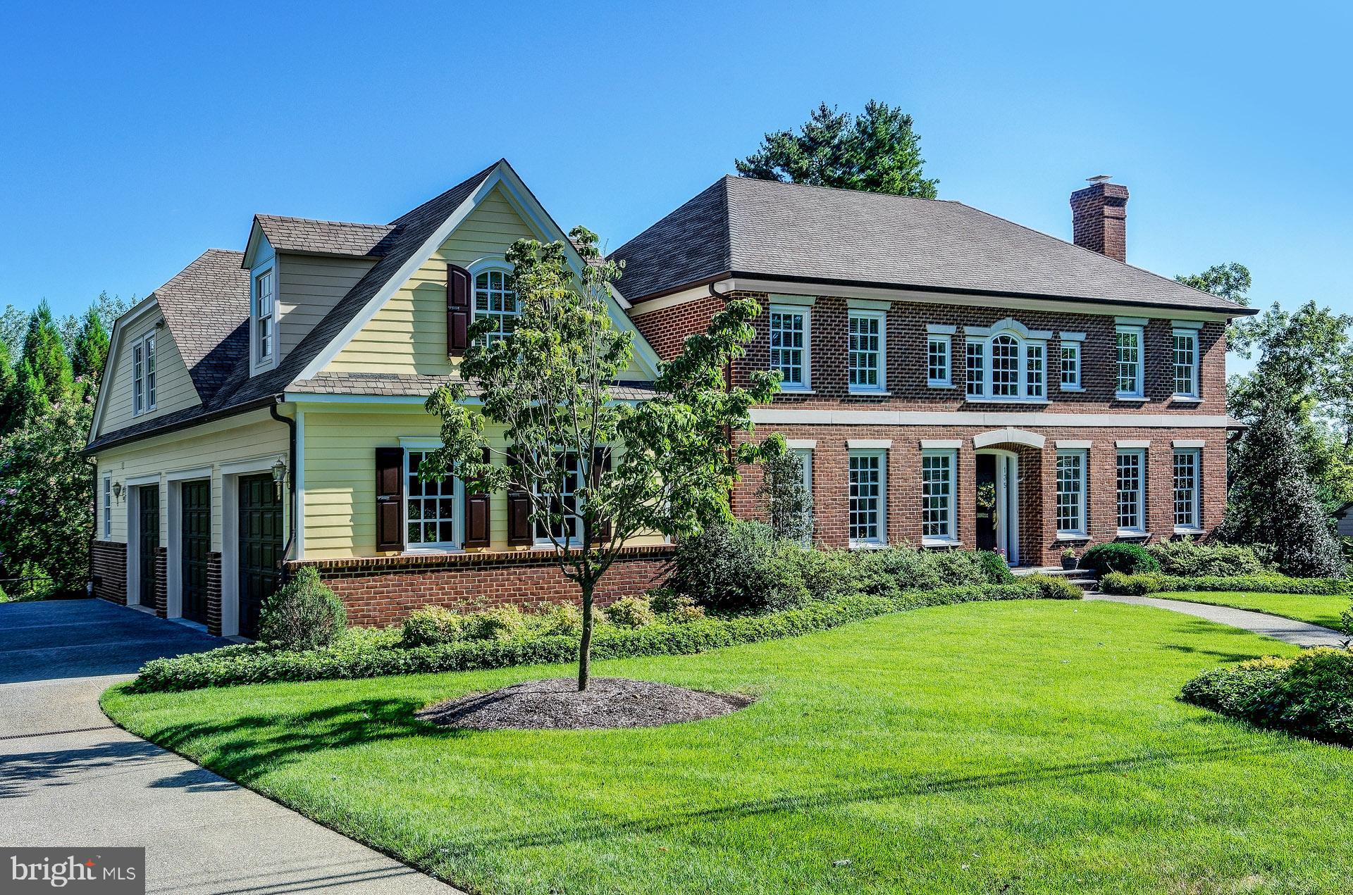135 WINDING WAY