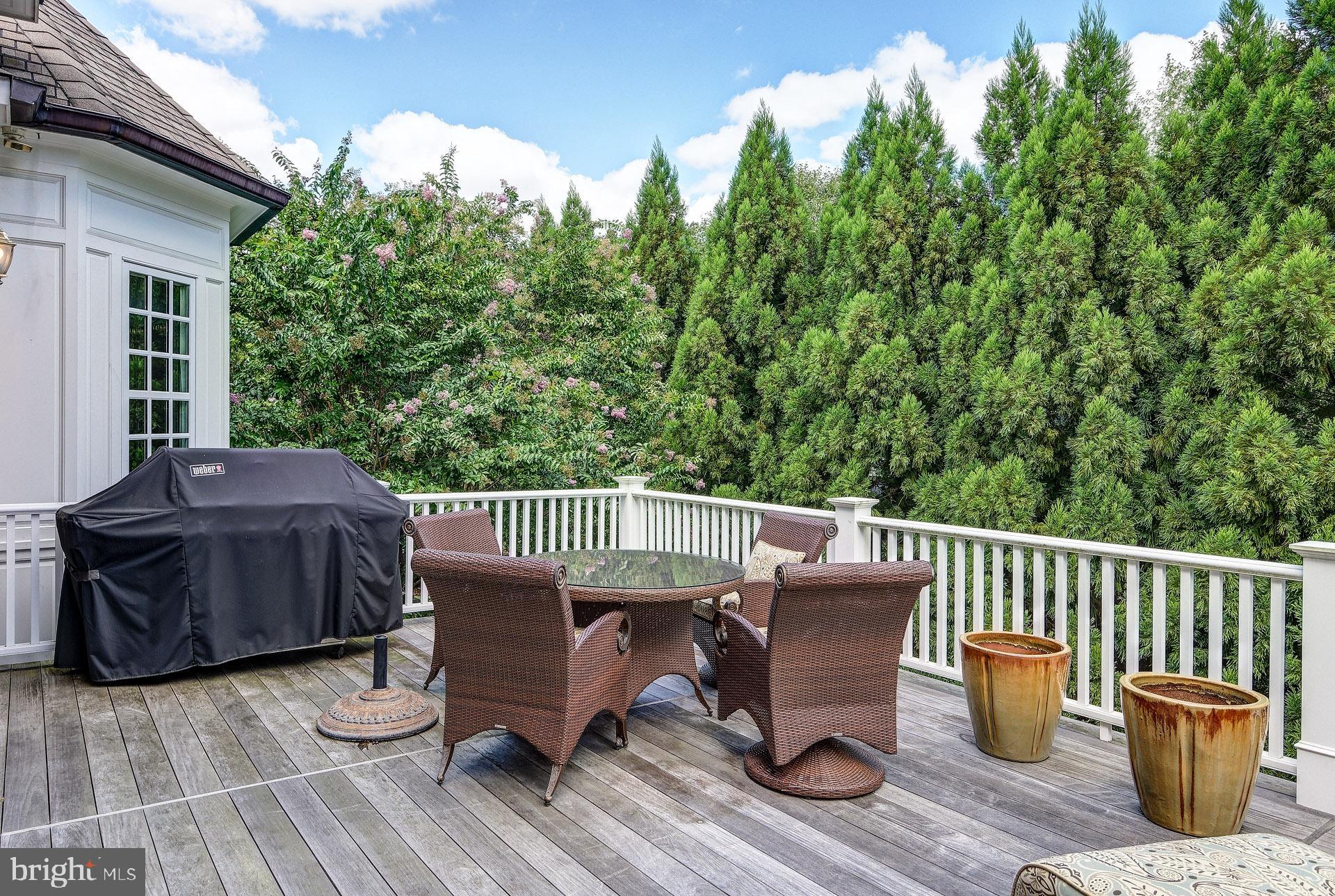 135 WINDING WAY