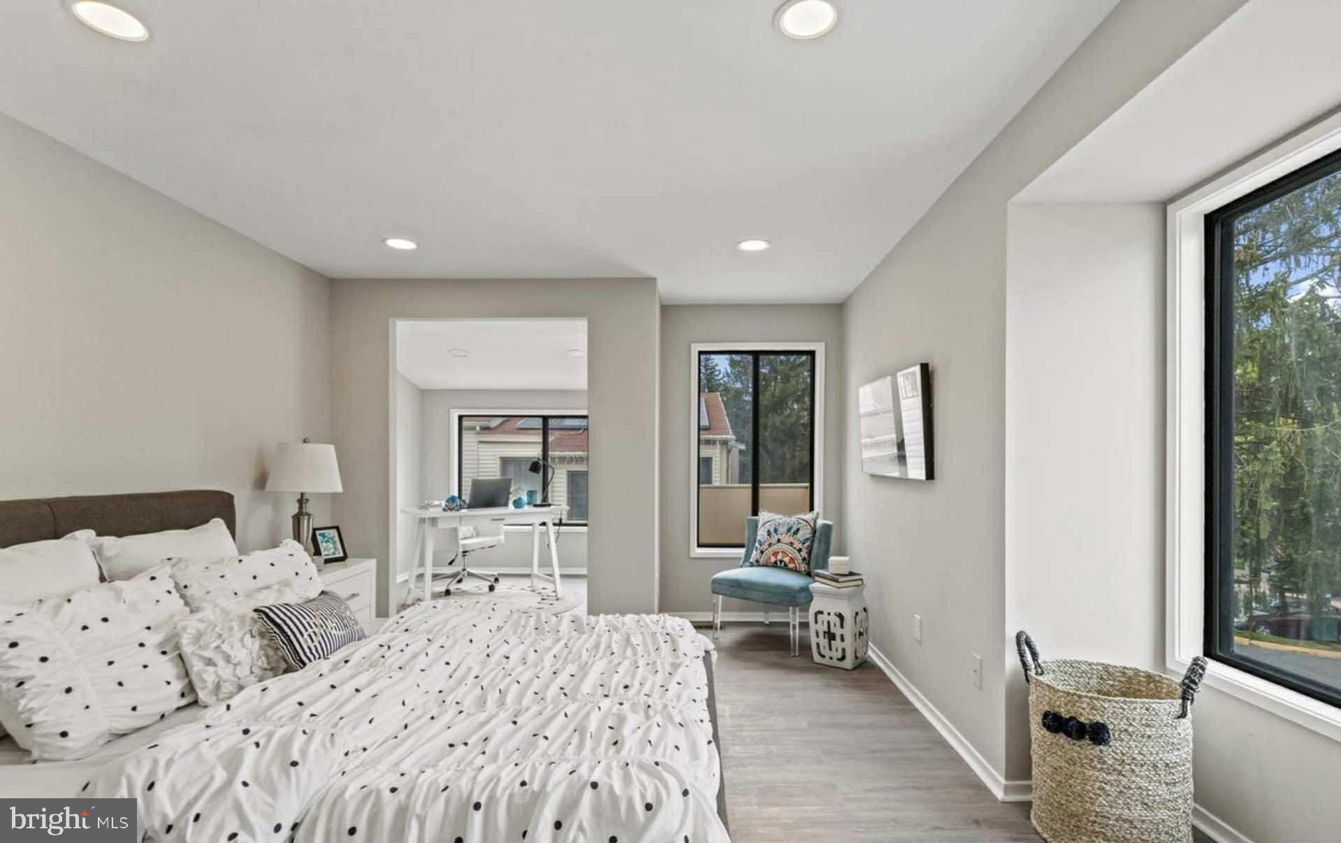 NATHANS HILL - Residential Lease