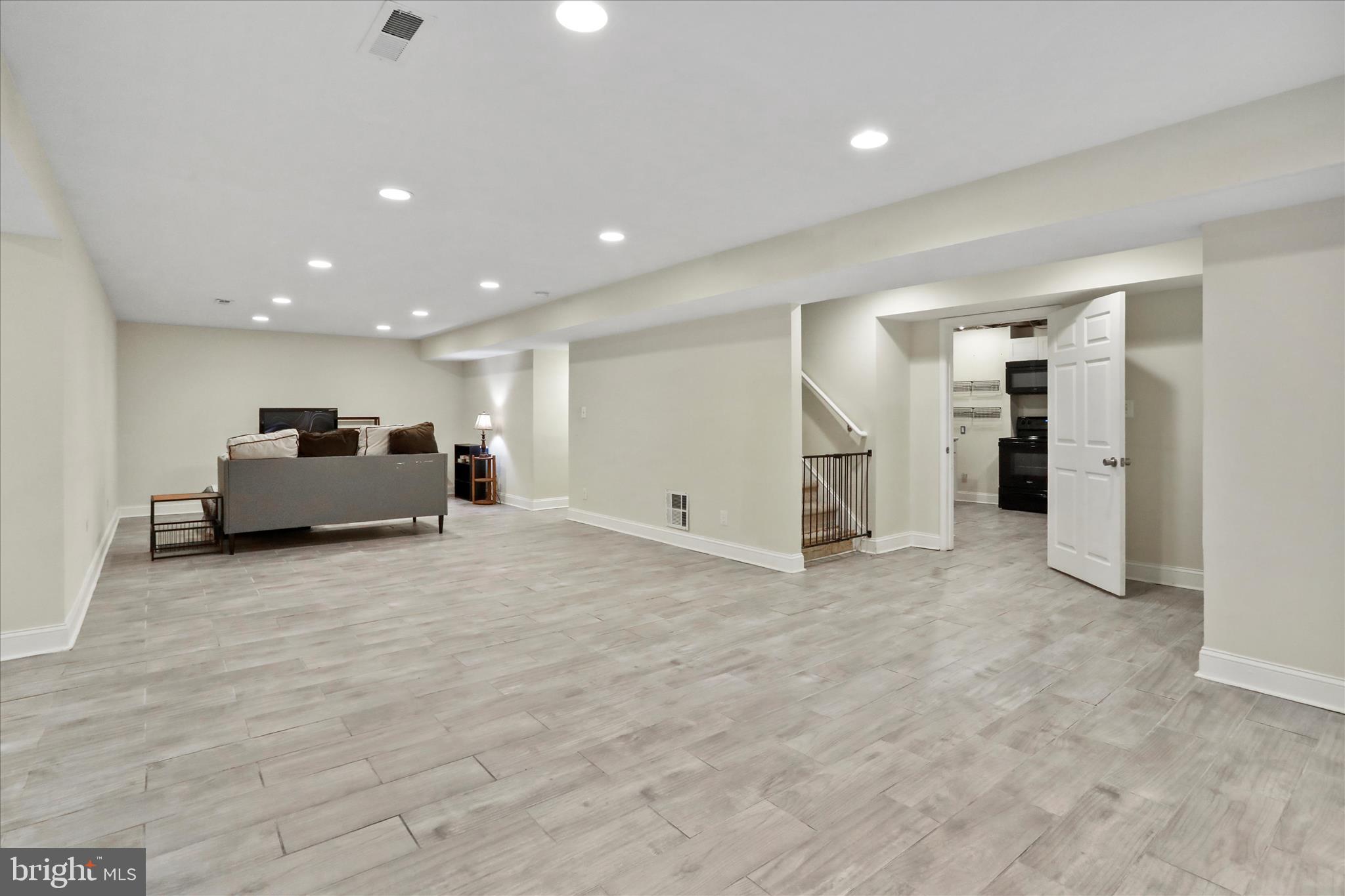 RAVENWING - Residential