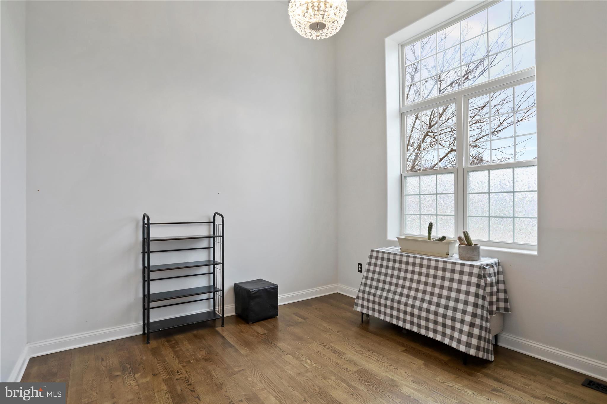 RAVENWING - Residential