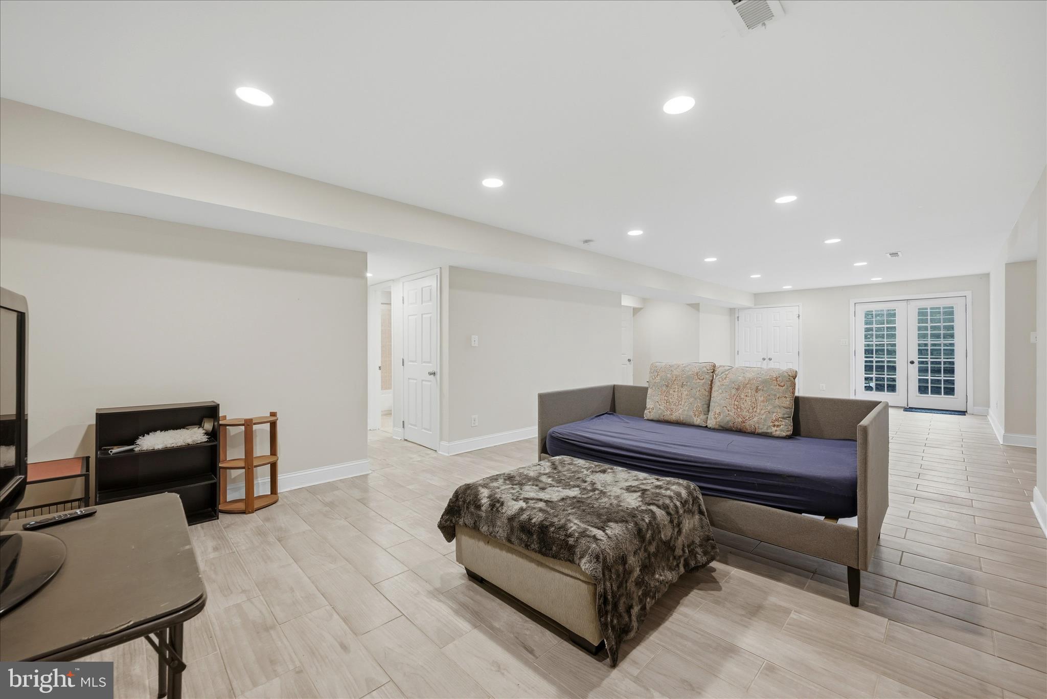 RAVENWING - Residential