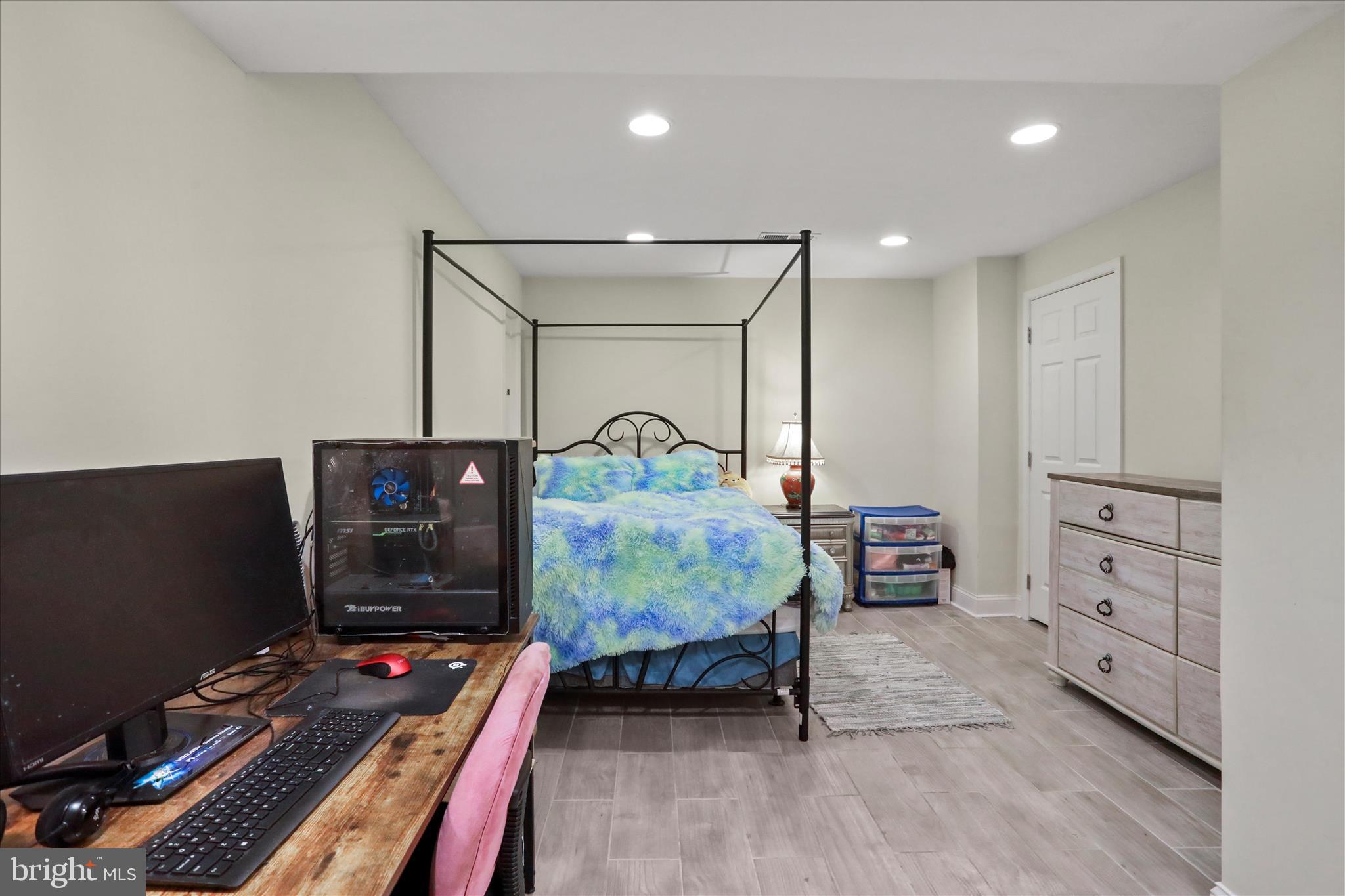 RAVENWING - Residential