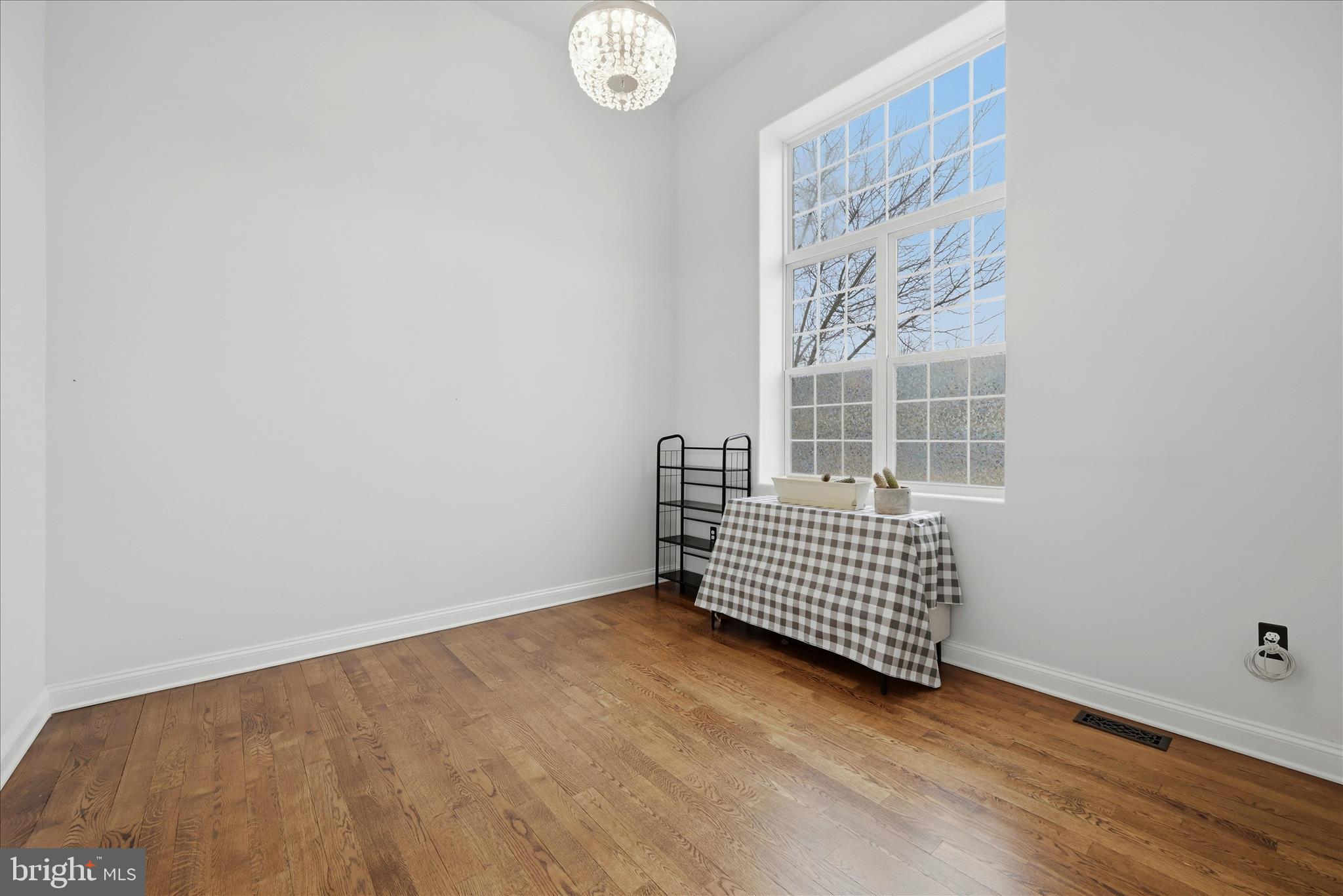 RAVENWING - Residential