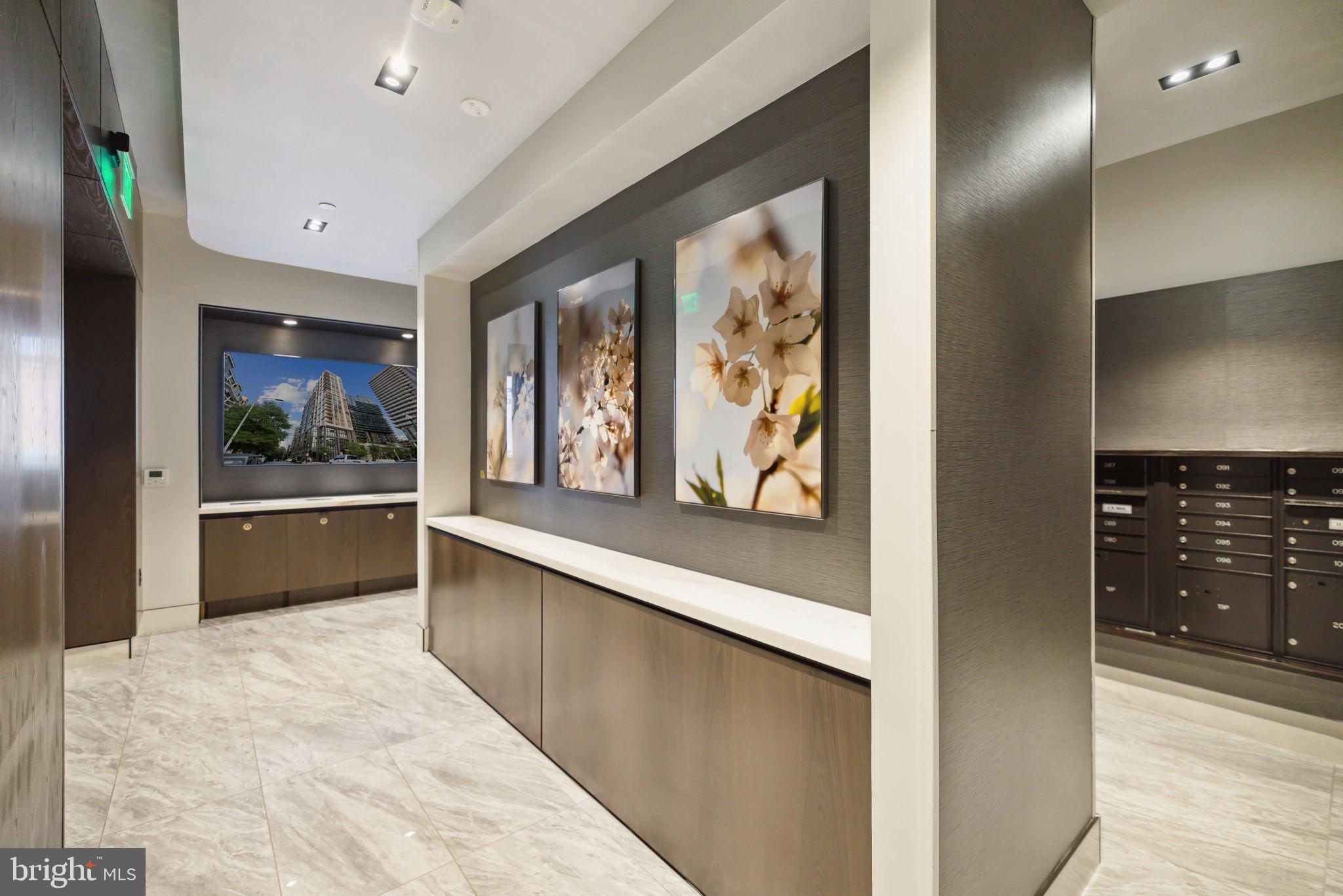 ROSSLYN - Residential