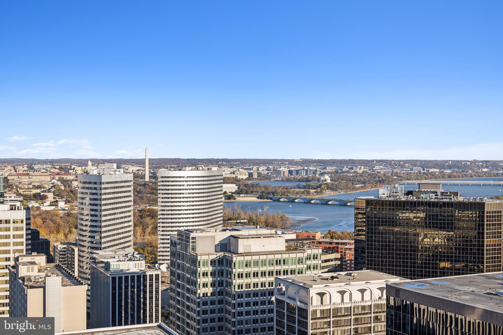 ROSSLYN - Residential