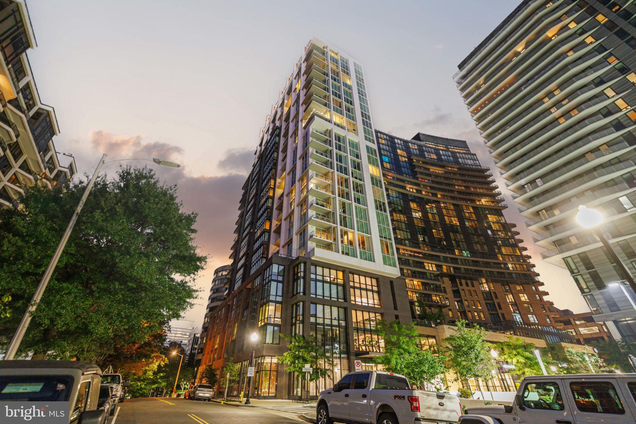 ROSSLYN - Residential