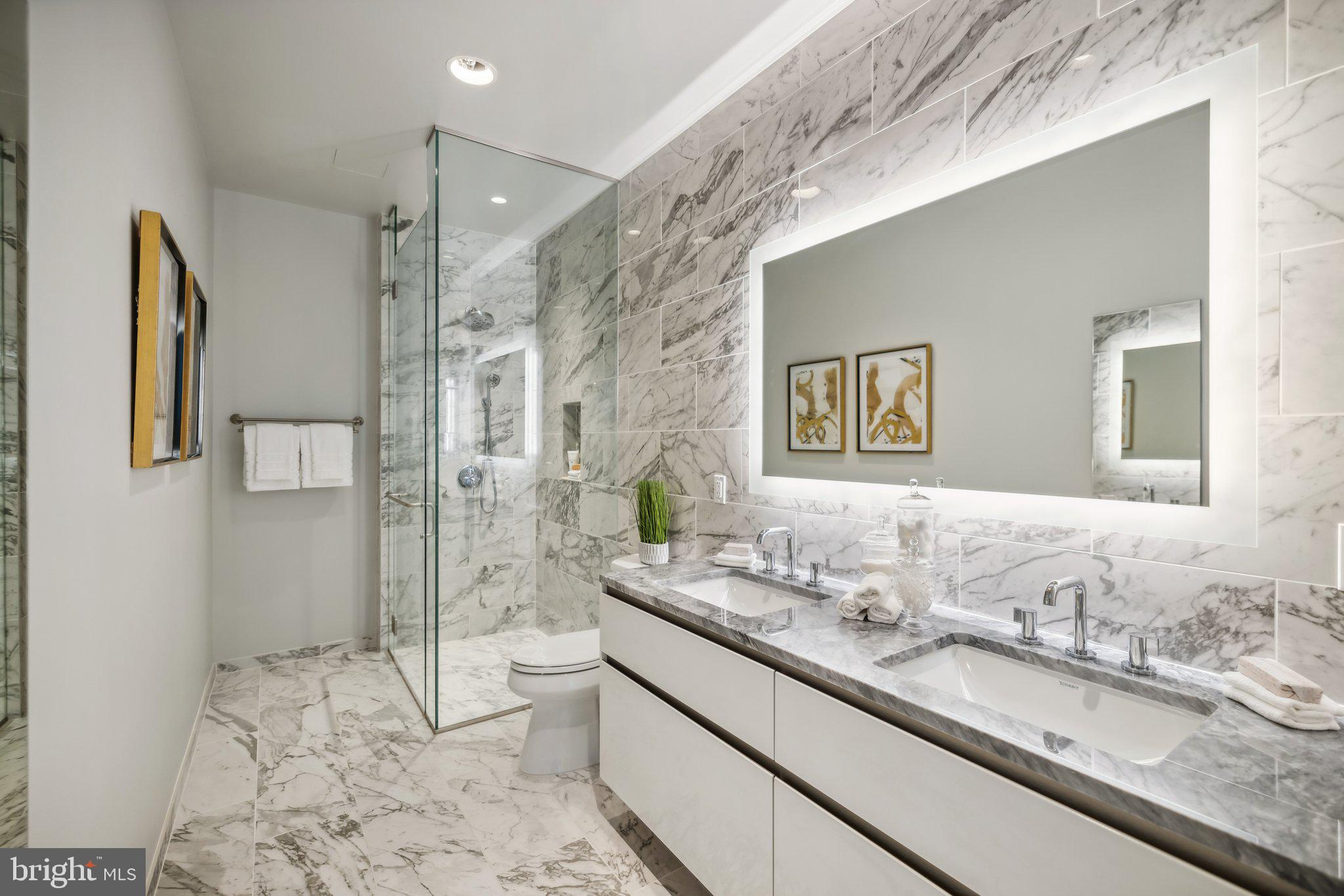 ROSSLYN - Residential