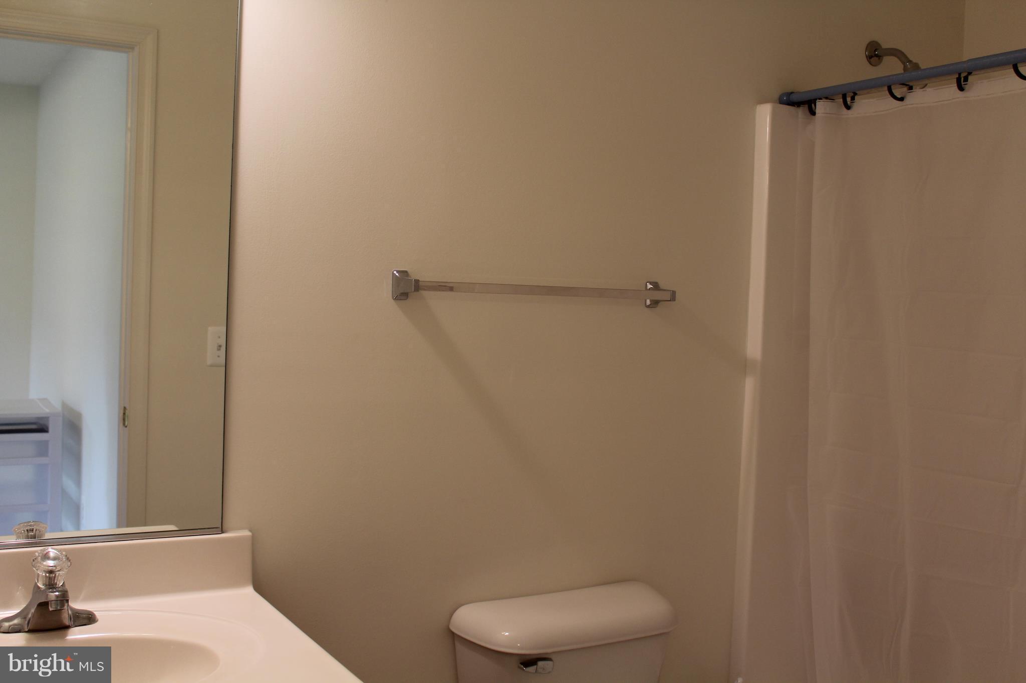 REDWOOD LAKES - Residential