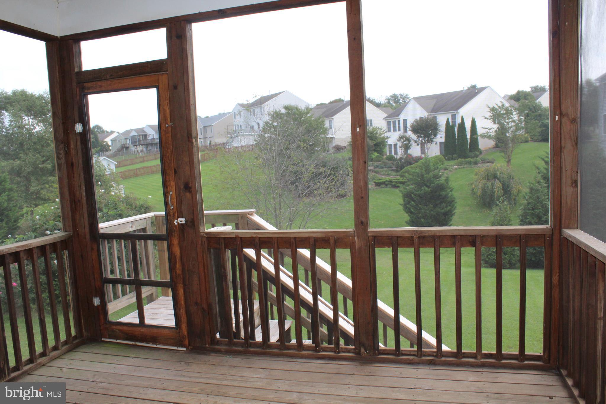 REDWOOD LAKES - Residential