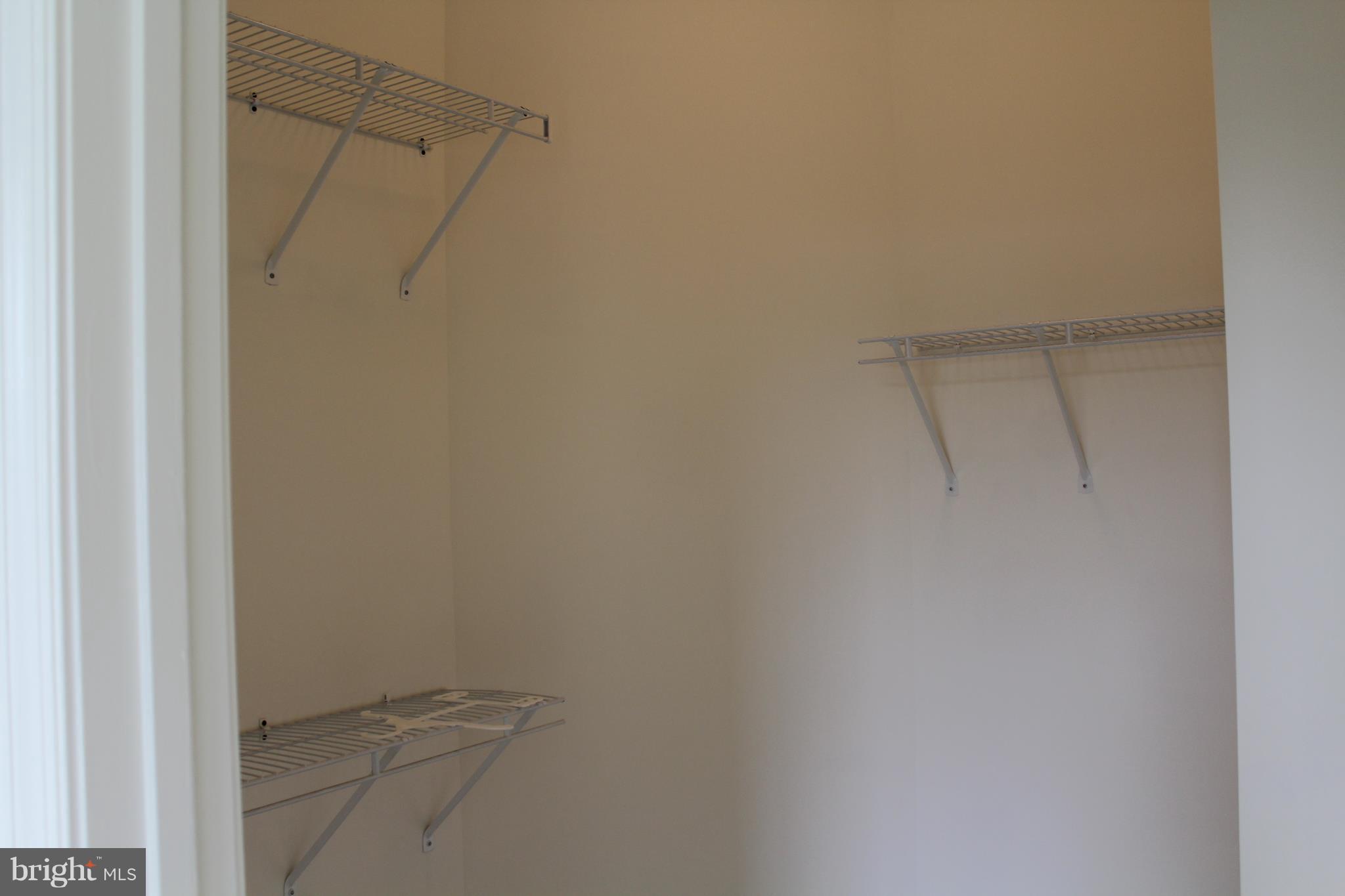 REDWOOD LAKES - Residential