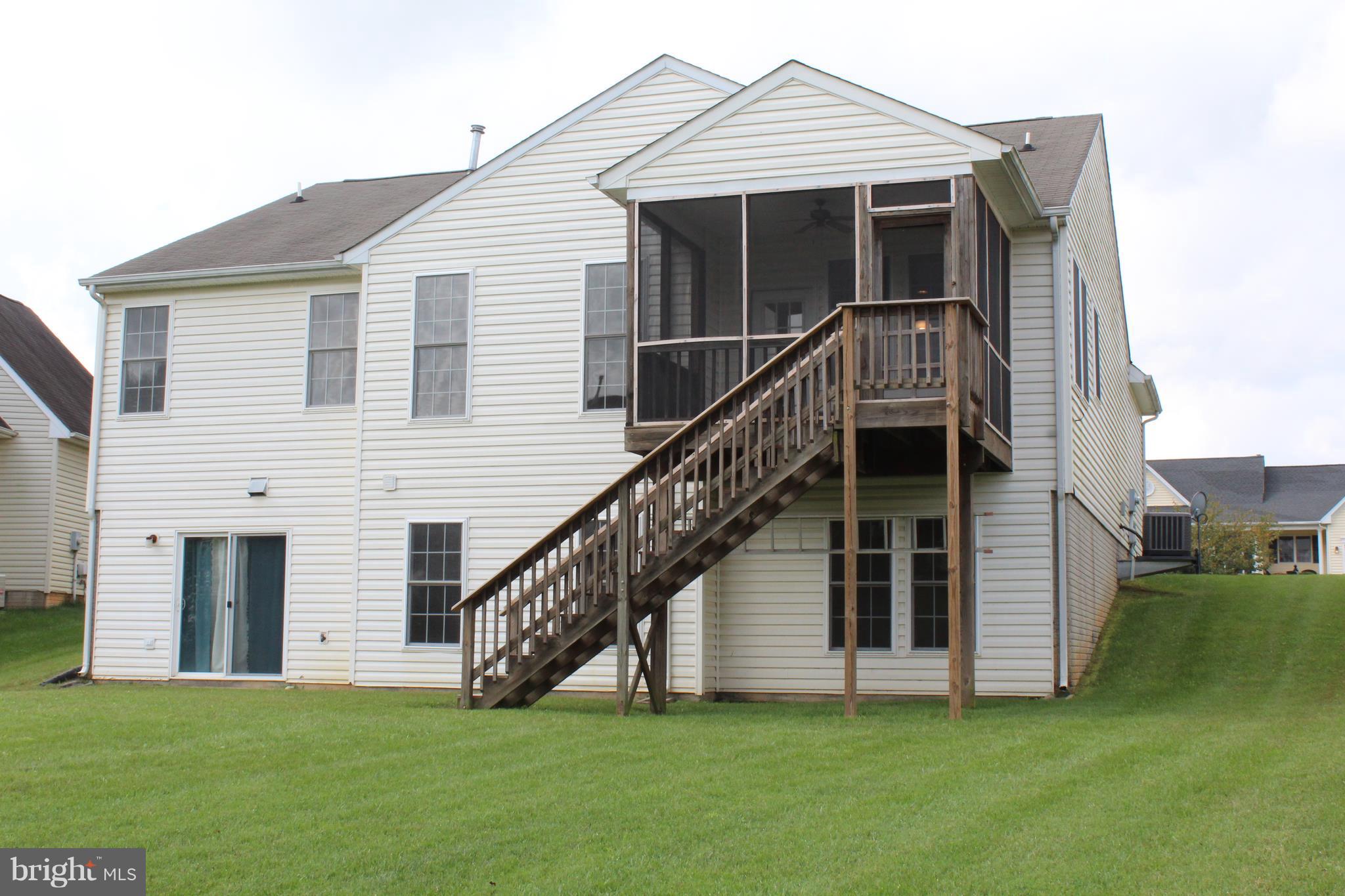 REDWOOD LAKES - Residential