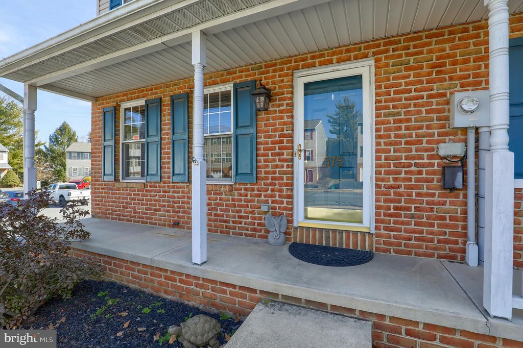 Photo of 575 CLOVERBROOK DR, EPHRATA, PA 17522 (MLS # PALA2030608)