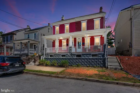 661 Walnut Street, Pottstown, PA 19464 - #: PAMC2139044