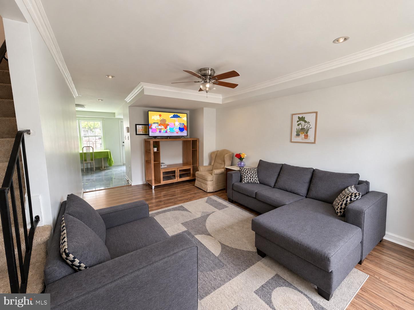8577 PIONEER DRIVE