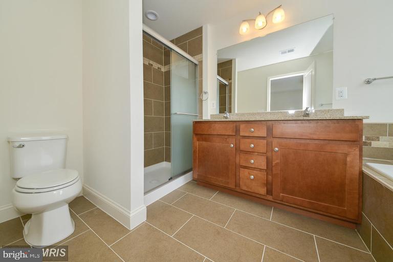 VALLEY VIEW ESTATES - Residential Lease