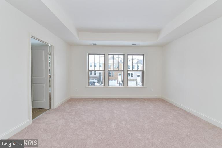 VALLEY VIEW ESTATES - Residential Lease