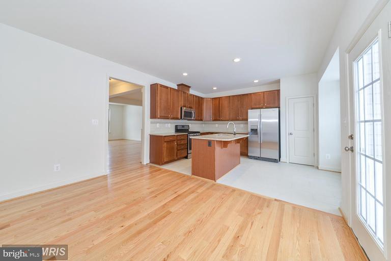 VALLEY VIEW ESTATES - Residential Lease