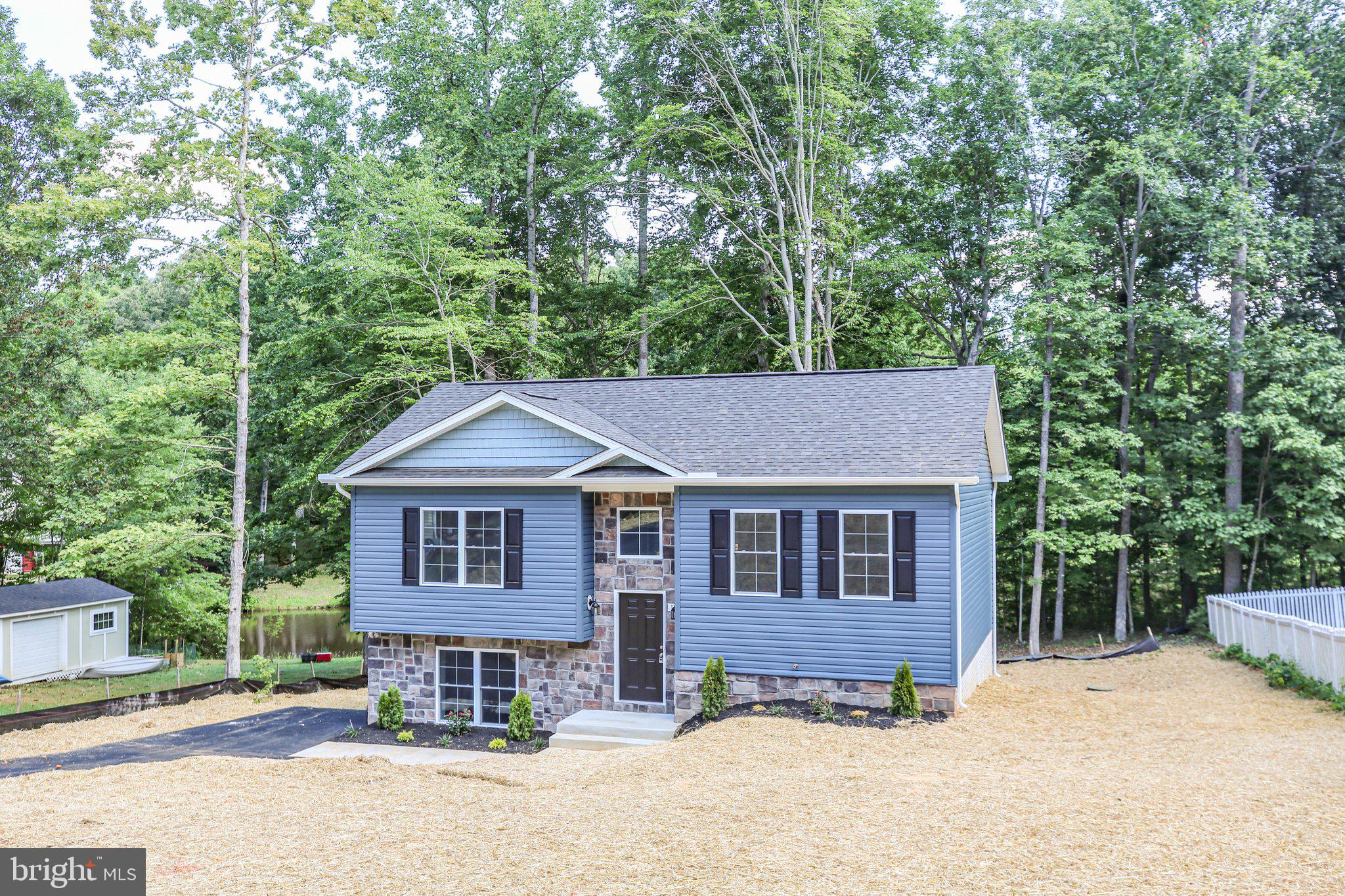 LAKE LAND OR - Residential