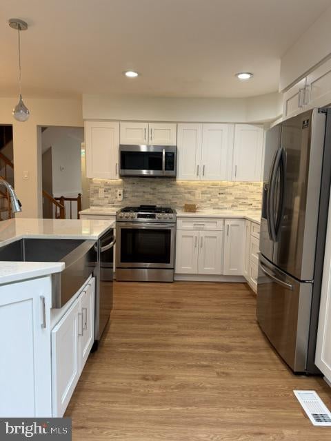 5859 WESTWATER COURT