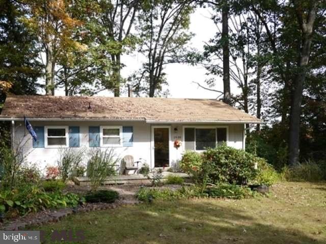 Pinchably Cute. Simply darling ranch located on a tree lined lot in Park Forest Village. Oak hardwood floors in the living room, and all 3 bdrms. The kitchen has been completely redone, new flooring, cabinets, stainless appliances, countertops & PVC pipes (2009). Remodeled full bath has beautiful tile, fresh paint, new pedestal sink, flooring & low-flow/efficient toilet (2011). 1 bdrm currently used dining rm. The lower level boasts a finished family rm with new laminate flooring, paint, lighting & dimmers (2011), the unfinished portion of the bsmt has laundry with laundry sink, full sized egress windows & offers tons of storage space. Additional highlights include fresh interior paint, updated 200AMP service, fenced-in back yard, mature landscaping, rear patio, front porch/deck replaced as well as the roof, furnace & replacement windows. Fantastic/convenient location on CATA bus route, close to parks, a short distance to shopping & restaurants, easy access to downtown/PSU & I-99.