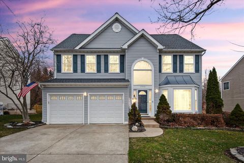 Photo of 17003 Cass Brook Lane, WOODBRIDGE, VA 22191 (MLS # VAPW2114276)