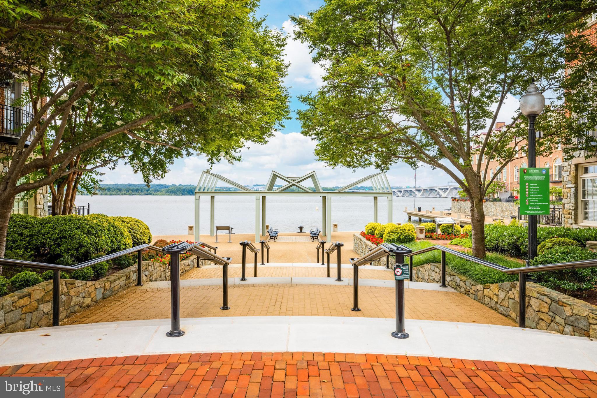 FORDS LANDING - Residential