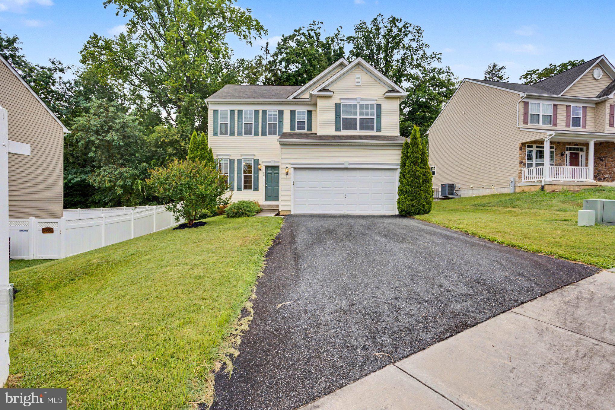 1207 WISHING WELL COURT