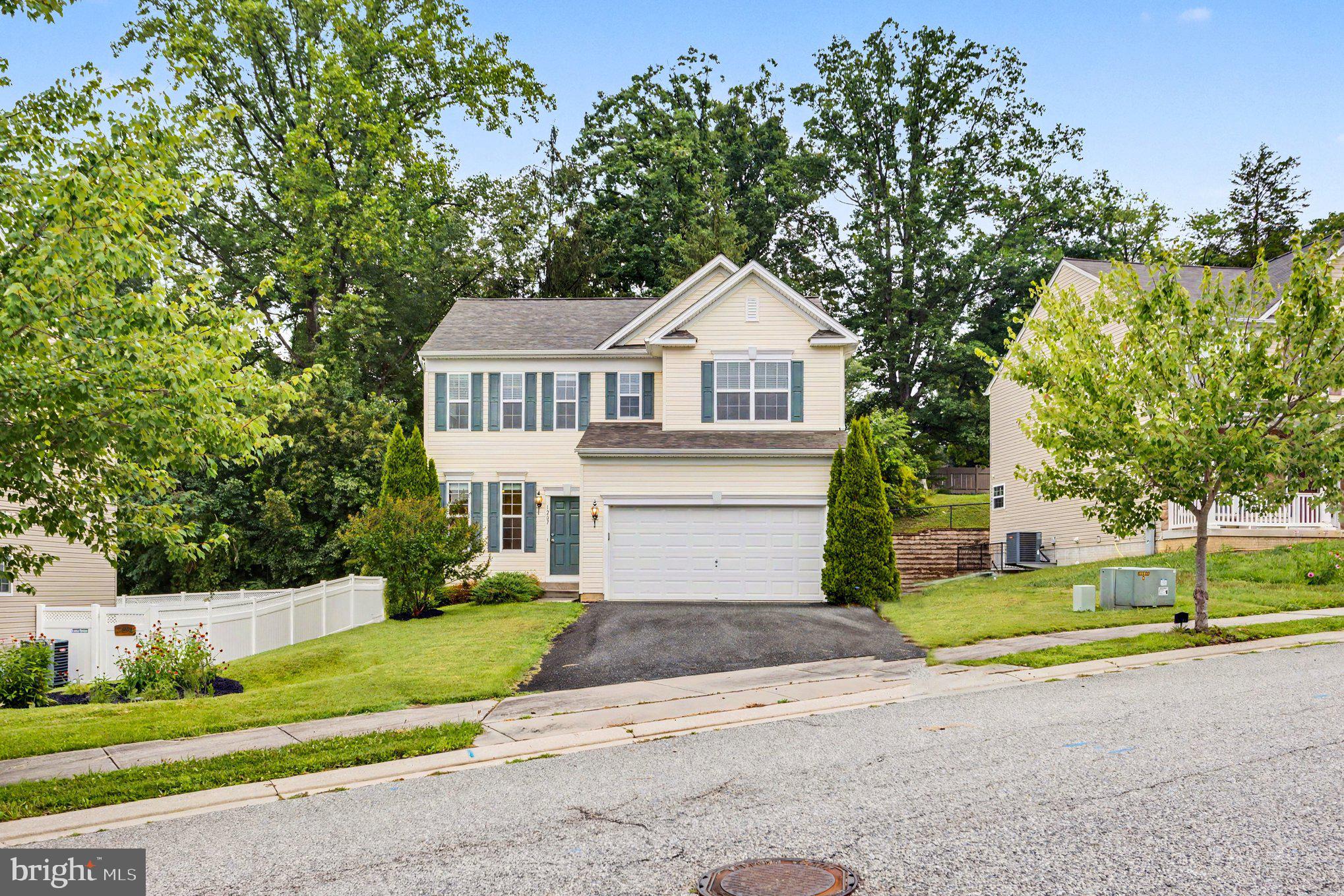 1207 WISHING WELL COURT