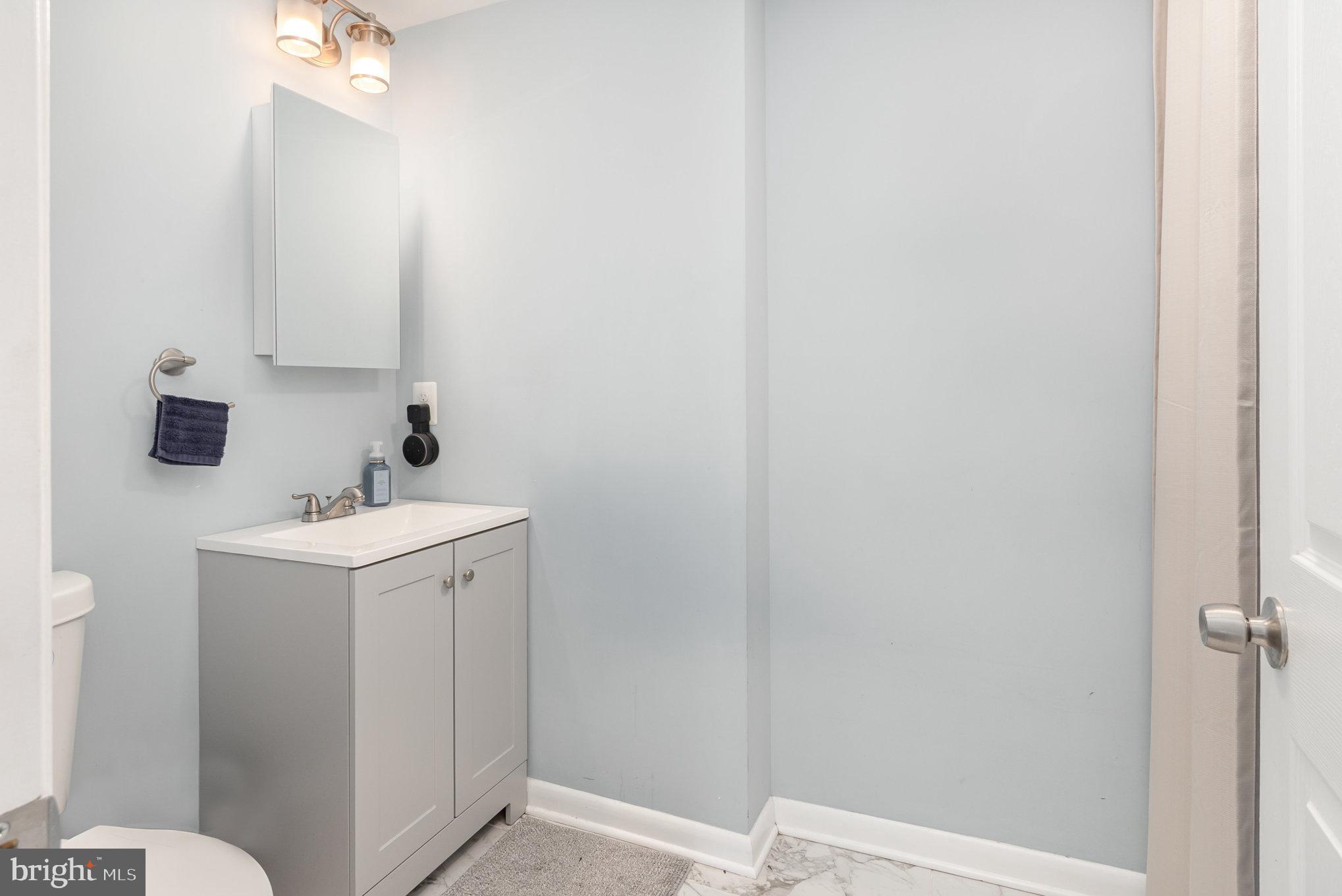 ESSEX - Residential Lease