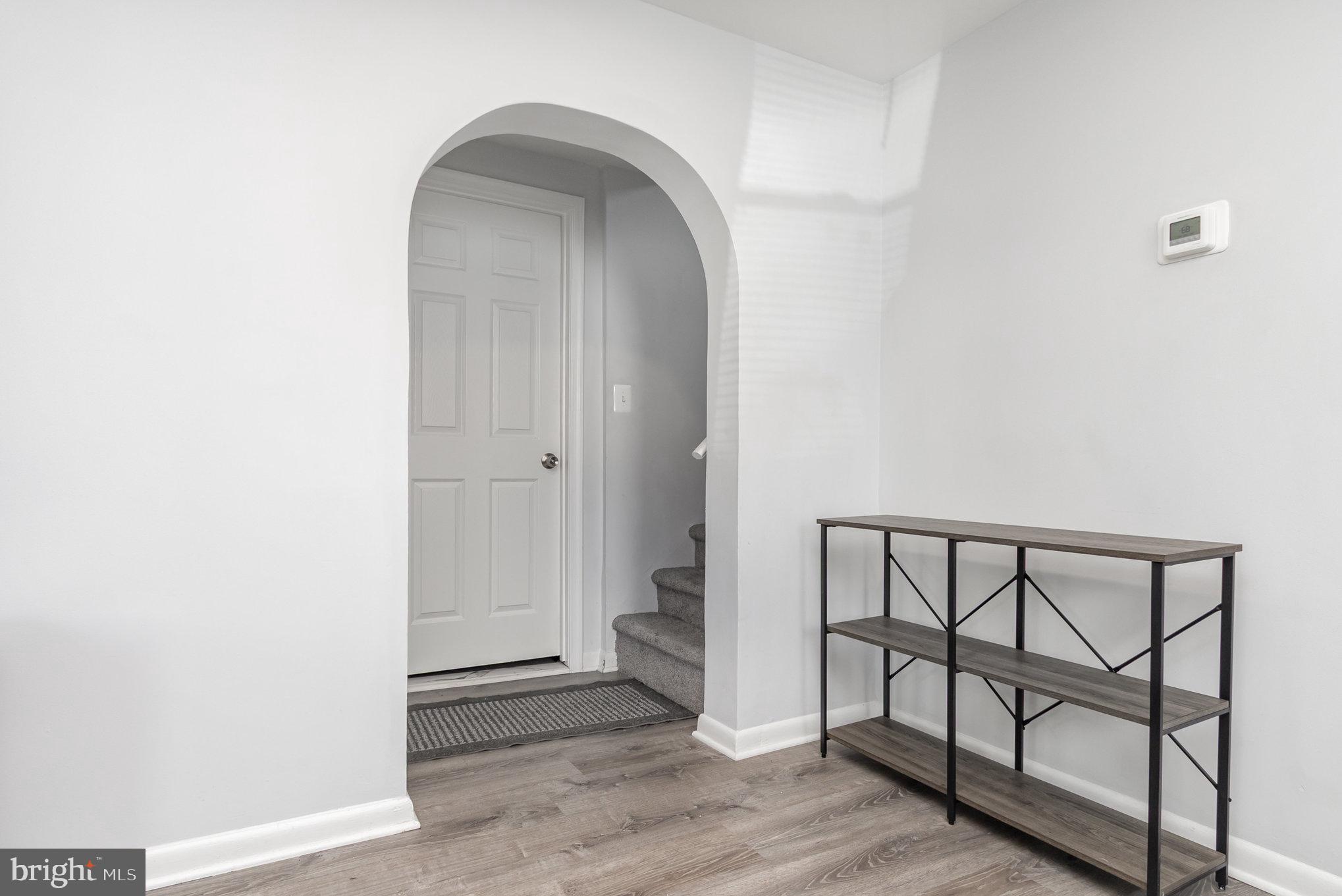 ESSEX - Residential Lease