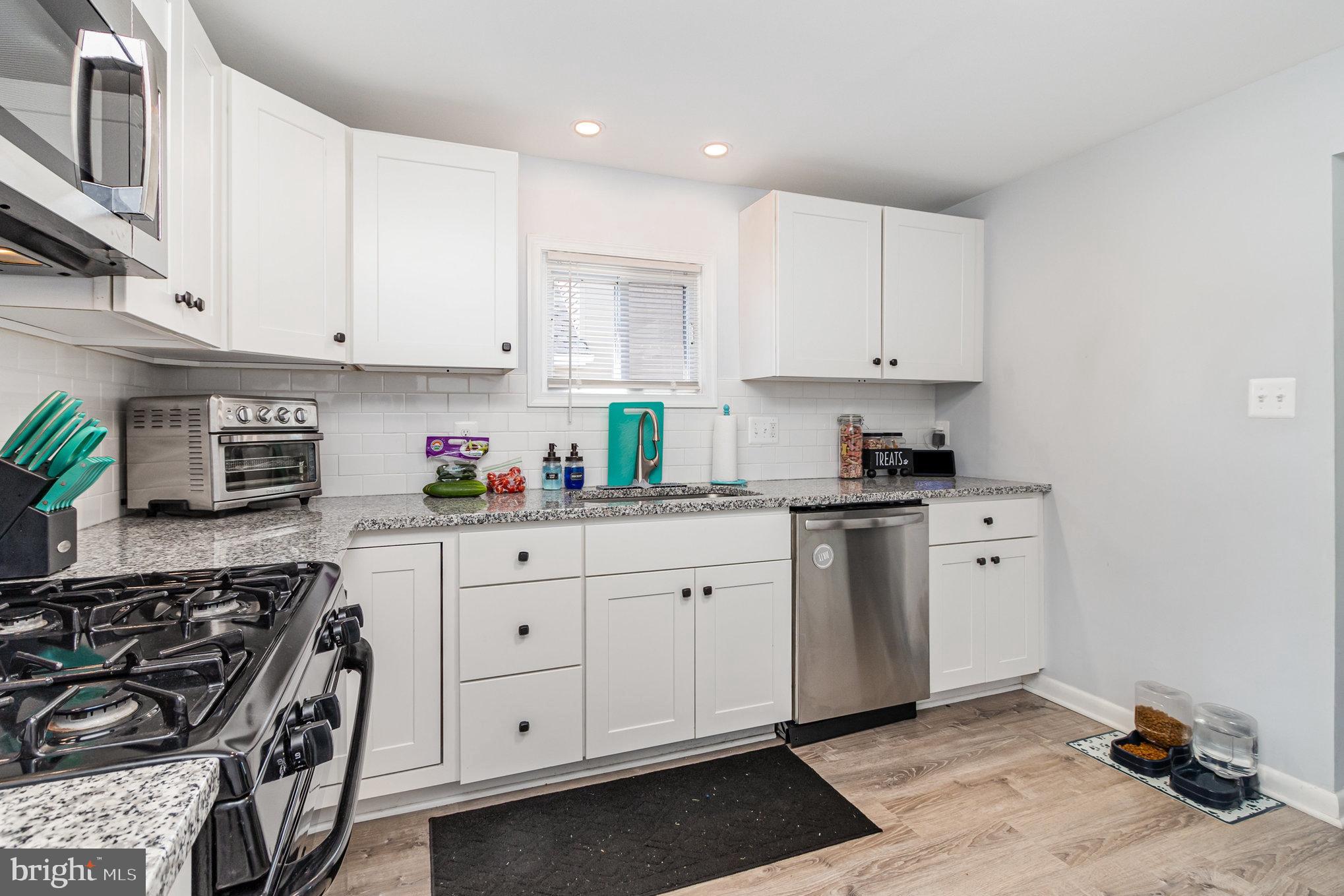 ESSEX - Residential Lease