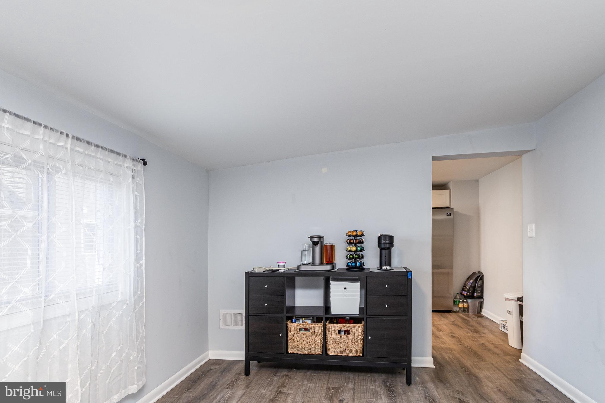 ESSEX - Residential Lease