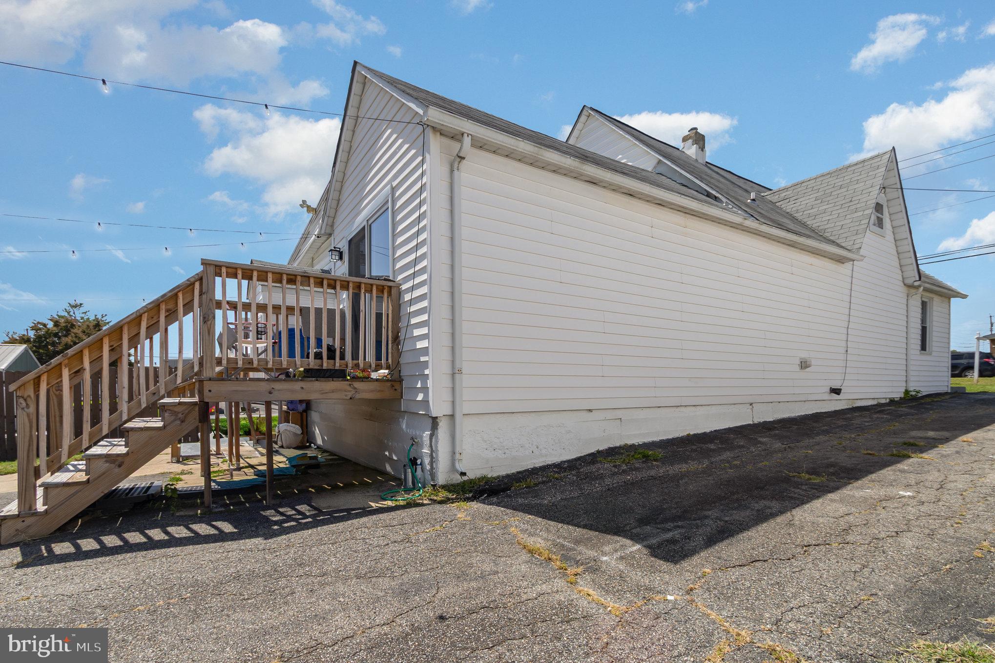 ESSEX - Residential Lease