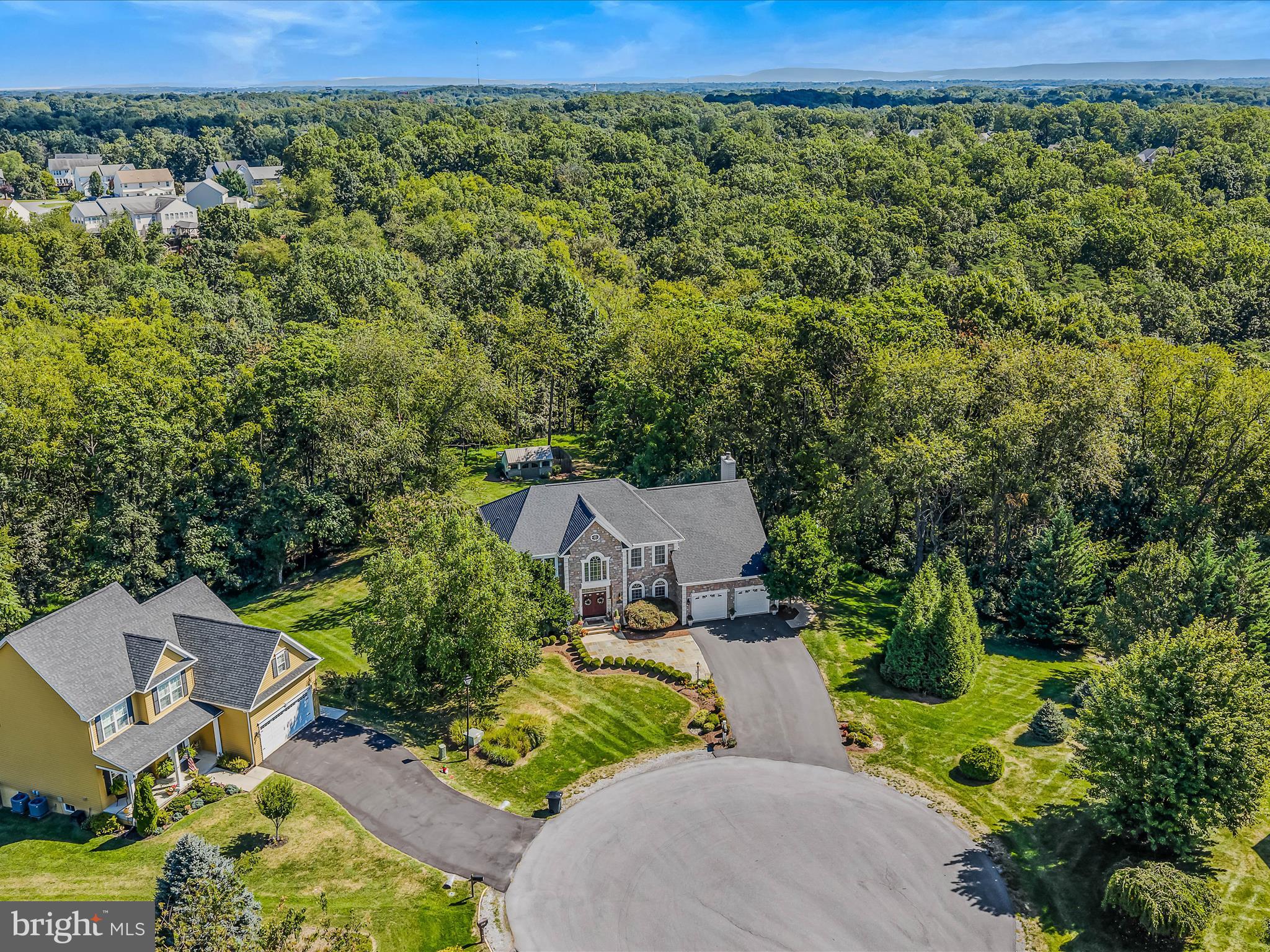 BROOKFIELD ON THE POTOMAC - Residential