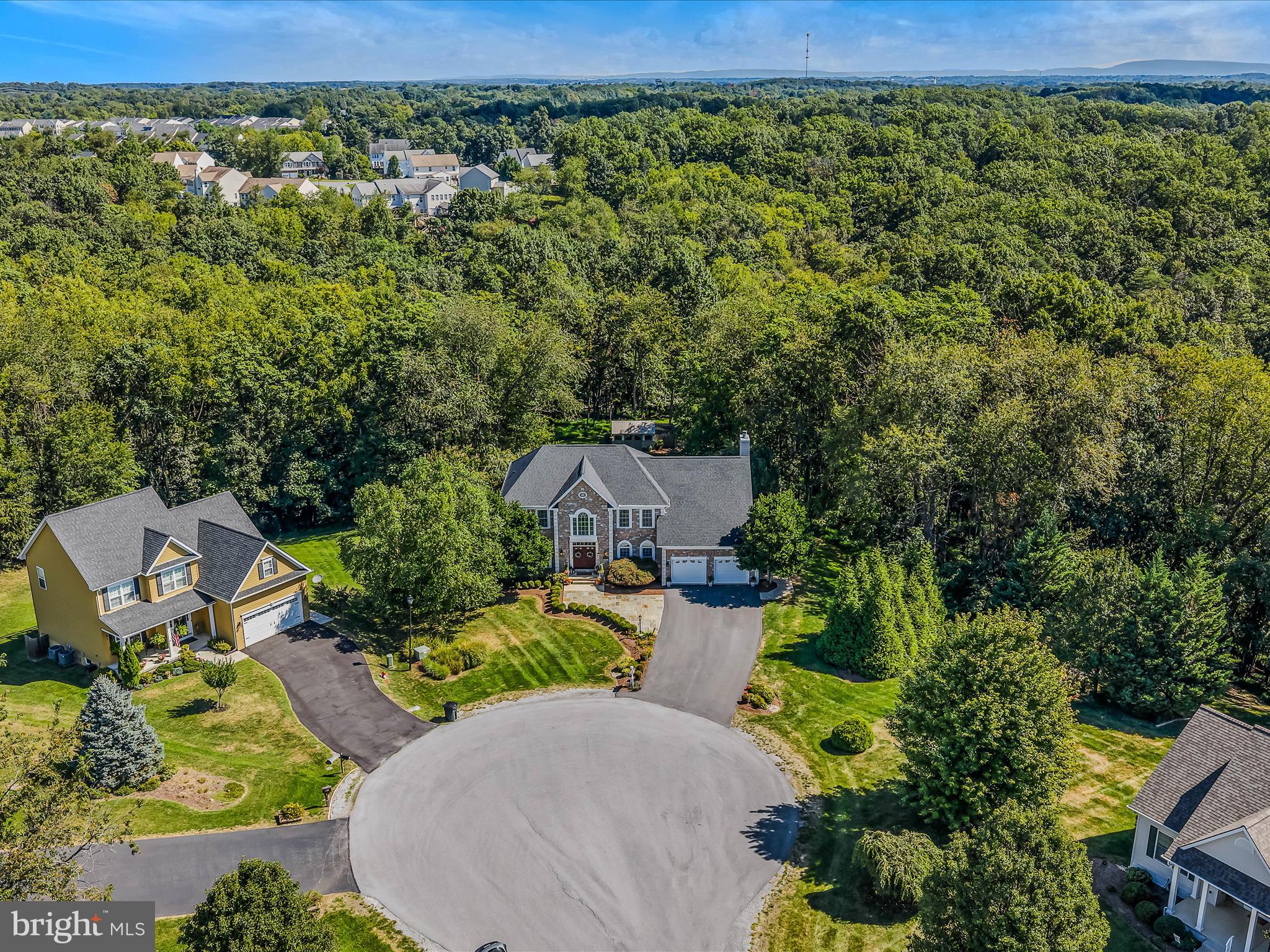 BROOKFIELD ON THE POTOMAC - Residential