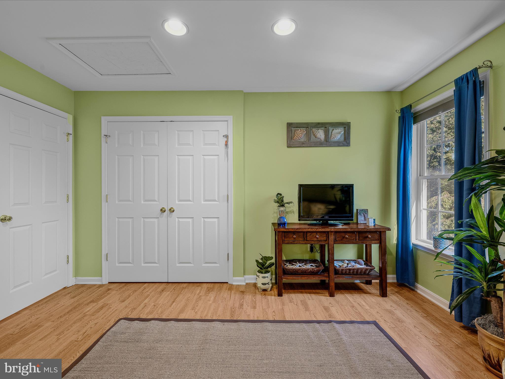 BROOKFIELD ON THE POTOMAC - Residential