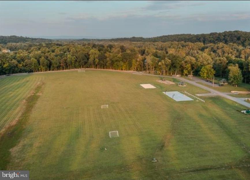 BROOKFIELD ON THE POTOMAC - Residential