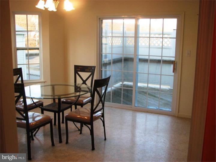 TWINS AT GRAPE ALLEY - Residential