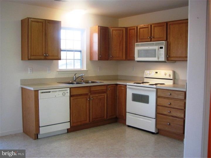 TWINS AT GRAPE ALLEY - Residential