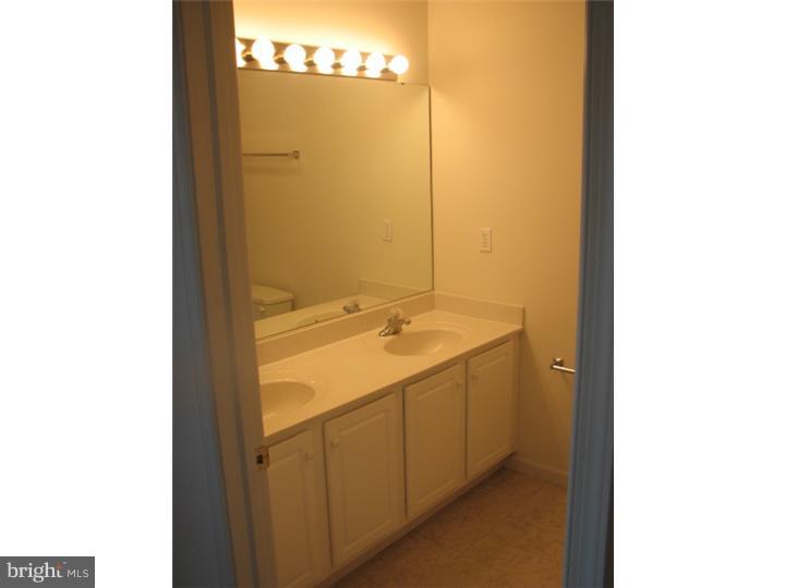 TWINS AT GRAPE ALLEY - Residential