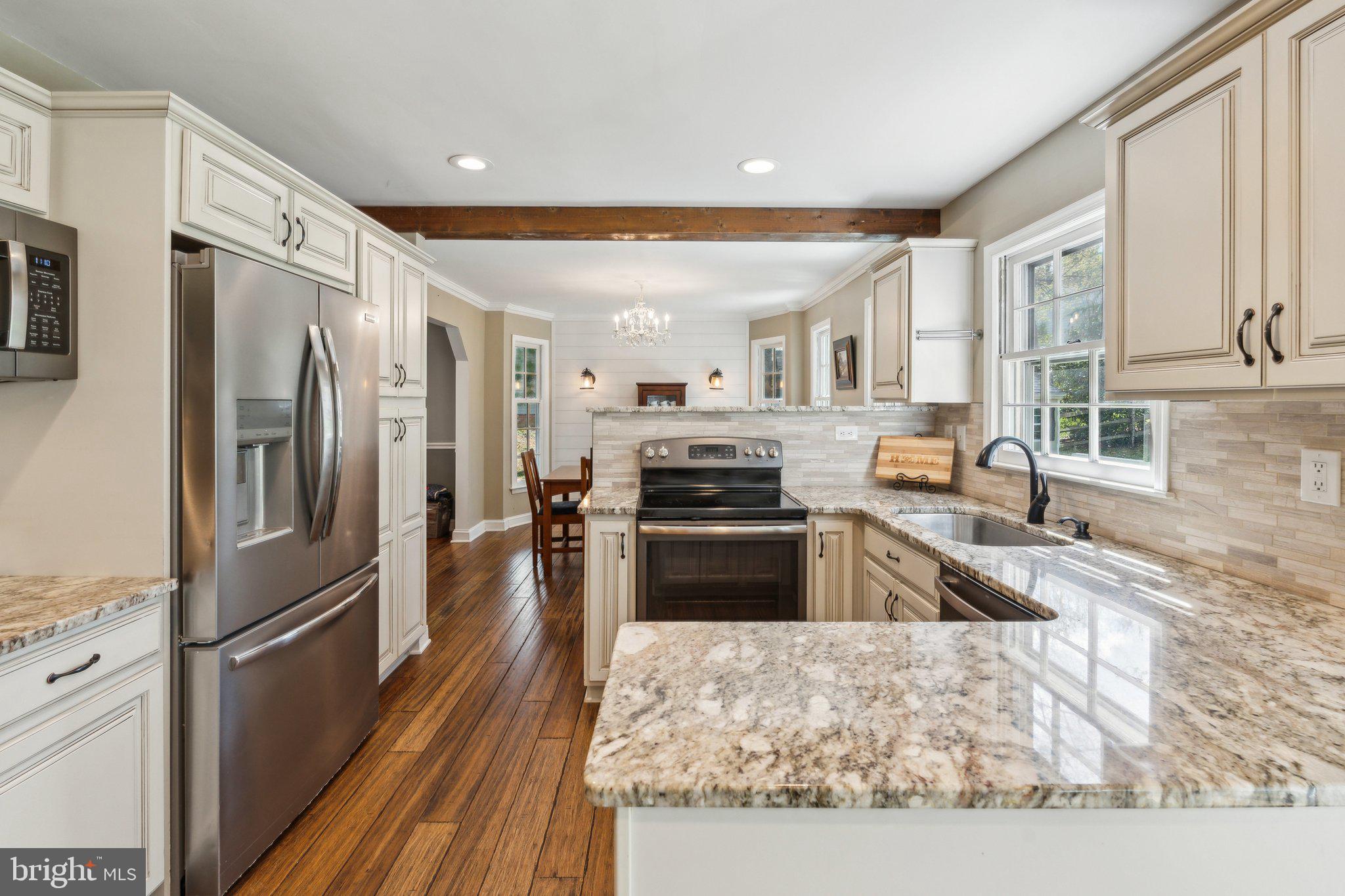 NORBECK ESTATES - Residential